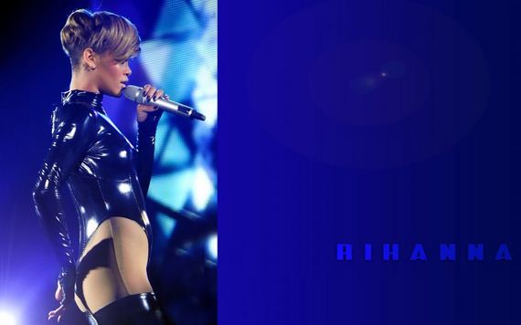 Rihanna-Concert-Widescreen
