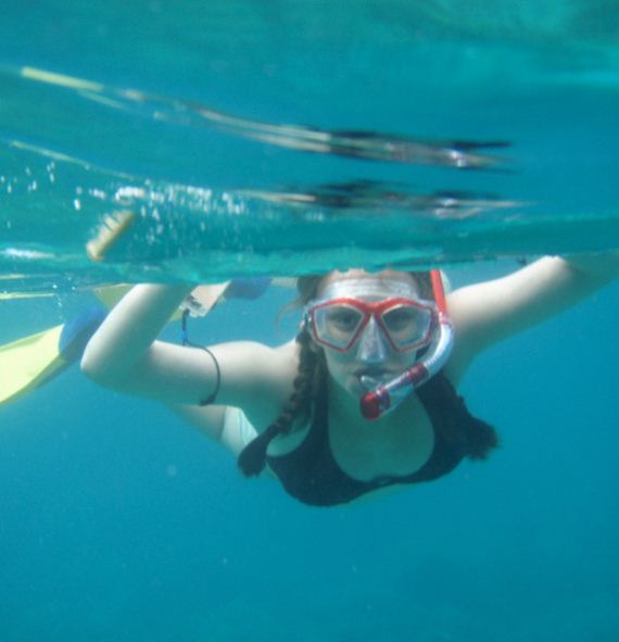 a-under-water-girls