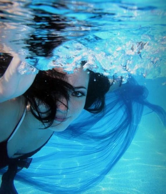 a-under-water-girls