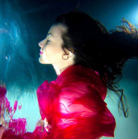 a-under-water-girls