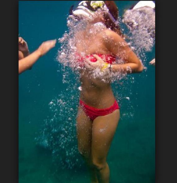 a-under-water-girls