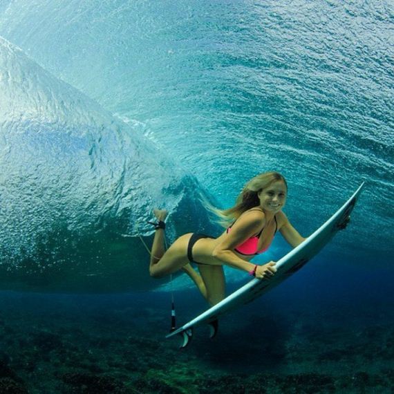 a-under-water-girls