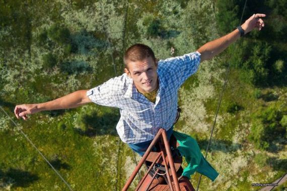 adrenaline_junkies_who_live_life_on_the_edge