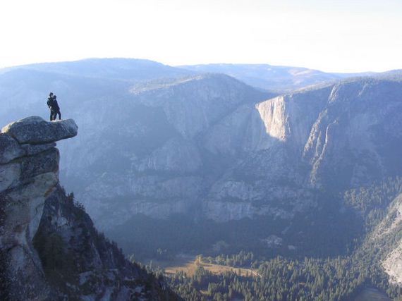 adrenaline_junkies_who_live_life_on_the_edge