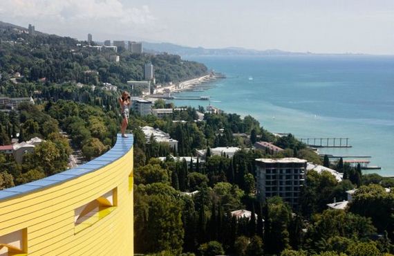 adrenaline_junkies_who_live_life_on_the_edge