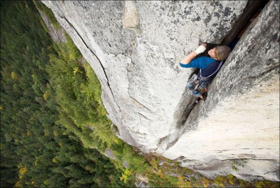 adrenaline_junkies_who_live_life_on_the_edge