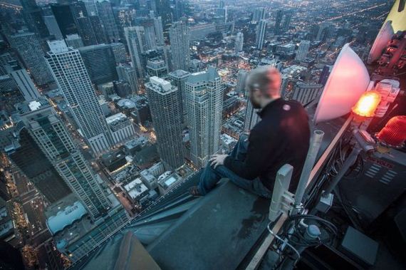 adrenaline_junkies_who_live_life_on_the_edge