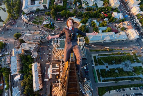 adrenaline_junkies_who_live_life_on_the_edge