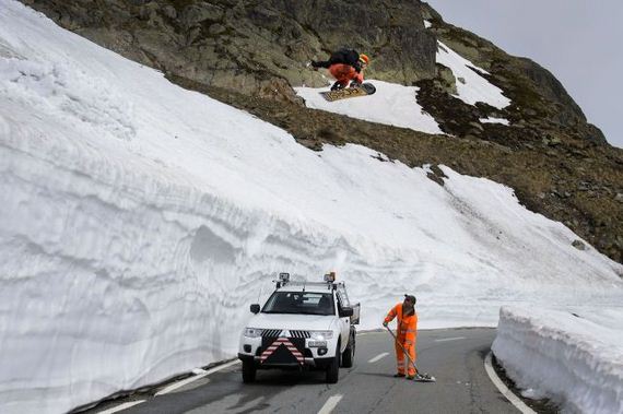 adrenaline_junkies_who_live_life_on_the_edge