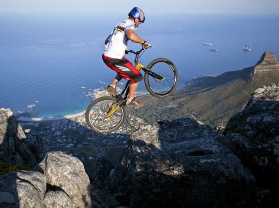 adrenaline_junkies_who_live_life_on_the_edge