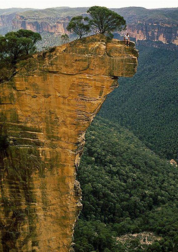 adrenaline_junkies_who_live_life_on_the_edge