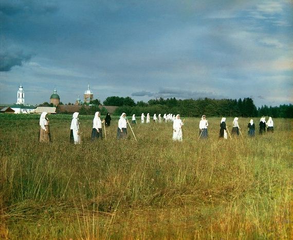 beautiful-color-photos-russians