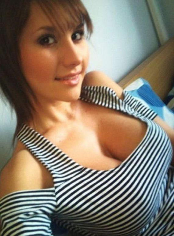 beautiful_busty_girls_24