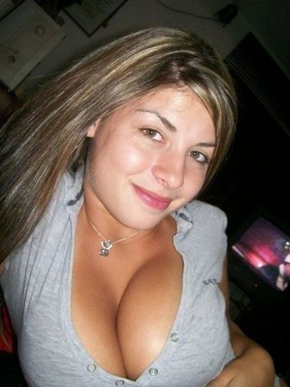 beautiful_busty_girls_24