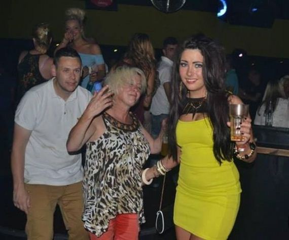crazy_people_seen_inside_night_clubs