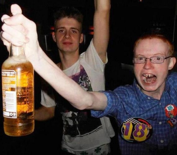 crazy_people_seen_inside_night_clubs