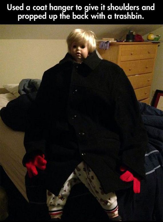 creepy_doll_war