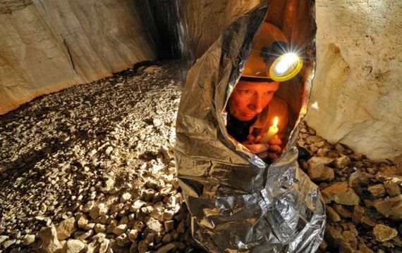 explorers_uncover_an_entire_world_inside_a_cave