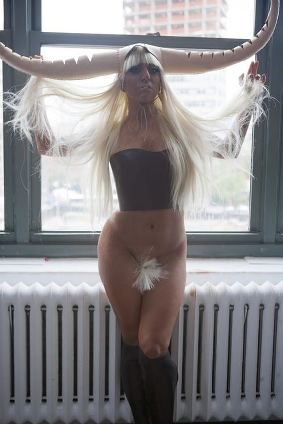 gallery_main-lady-gaga-v-magazine