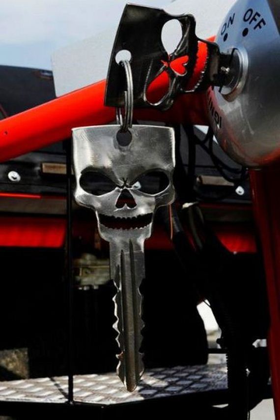 gigantic_motorbike