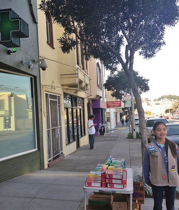 girl_scout_wins_the_internet_for_the_week