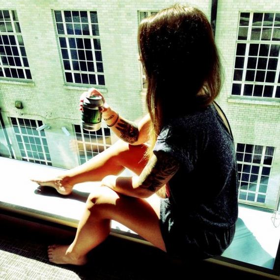 girls_drinking_beer