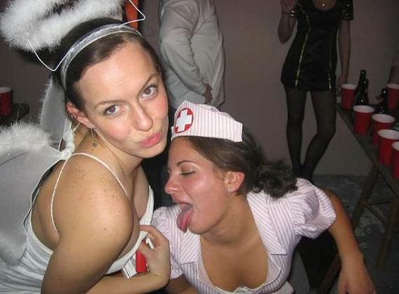 girls_going_a_little_crazy