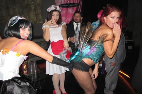 girls_going_a_little_crazy