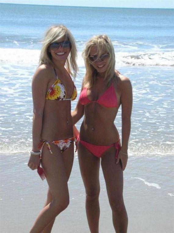 girls_in_bikinis