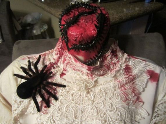 headless_man_and_headless_woman_costumes