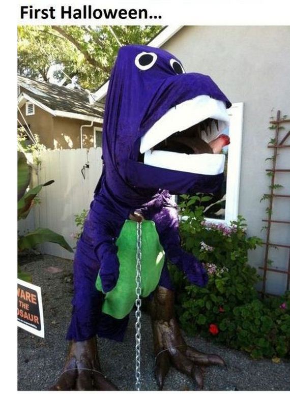 i_need_lawn_dinosaur