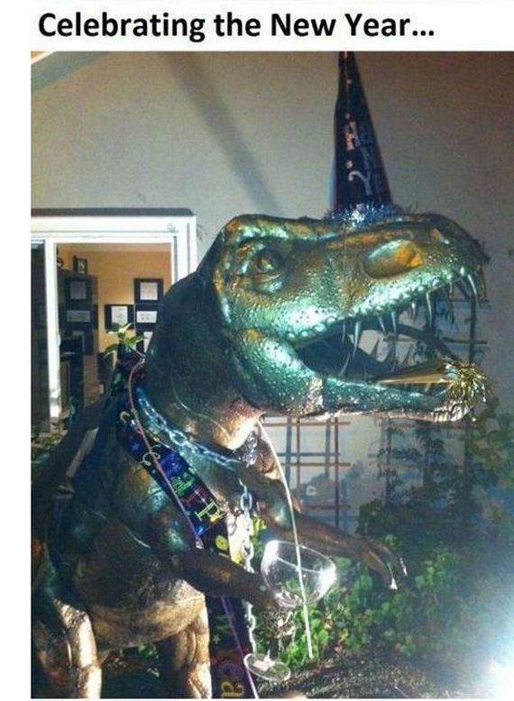 i_need_lawn_dinosaur