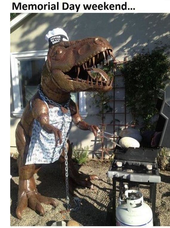 i_need_lawn_dinosaur