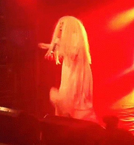 lady_gaga_ghost_dress