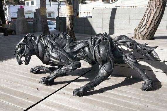 mutant_animal_sculptures_made_from_old_tires