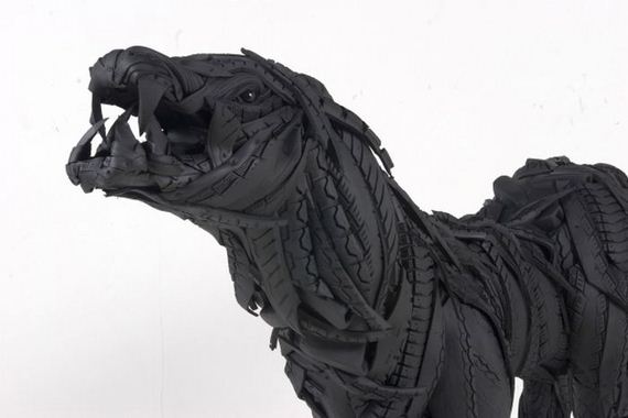 mutant_animal_sculptures_made_from_old_tires