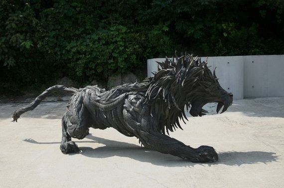 mutant_animal_sculptures_made_from_old_tires