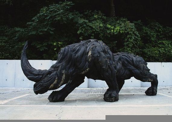 mutant_animal_sculptures_made_from_old_tires