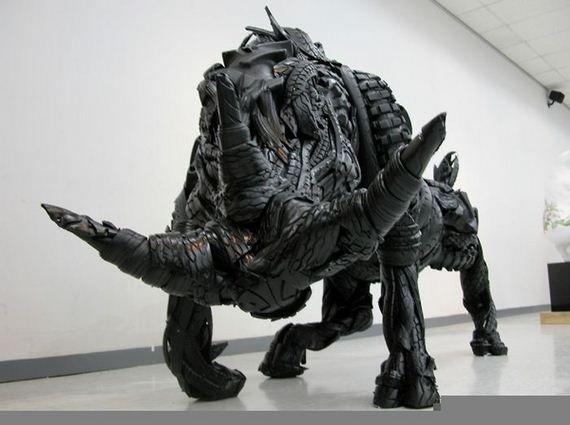 mutant_animal_sculptures_made_from_old_tires