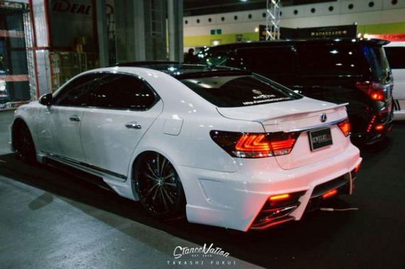 osaka_auto_messe