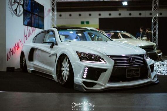 osaka_auto_messe