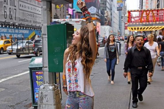 people_on_the_streets_of_ny
