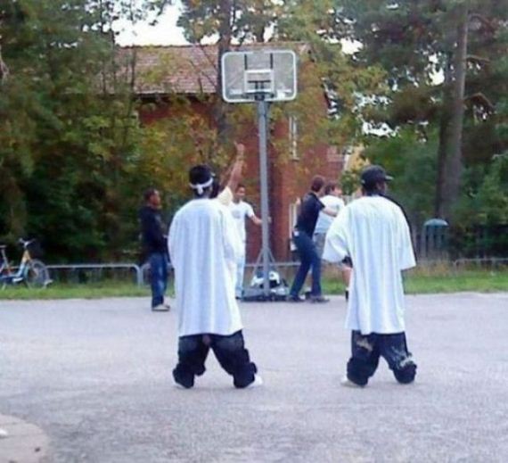pull_your_pants_up_man