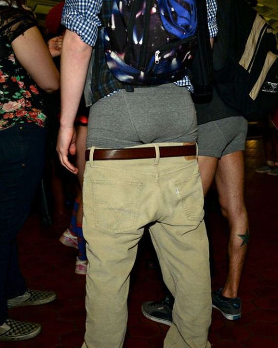 pull_your_pants_up_man