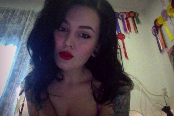 red_lips