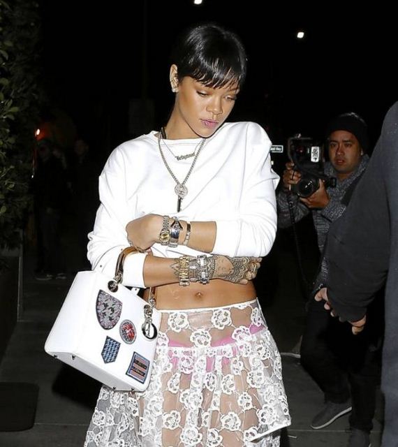 rihanna_00