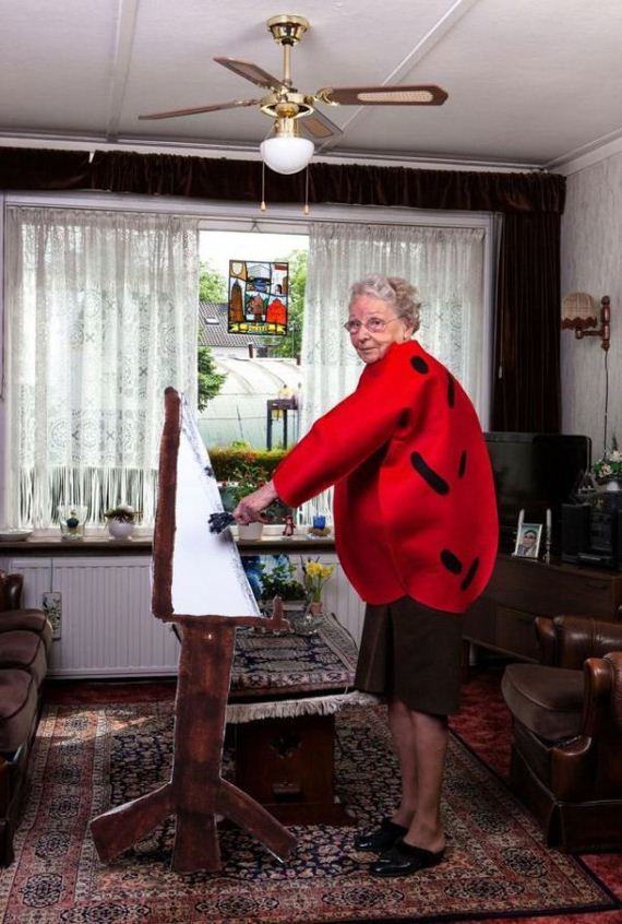 sweet_illustrations_of_grandparents_recreated_in_real_life