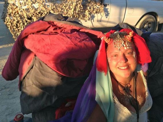 the_cool_and_creative_costumes_seen_at_burning_man_this