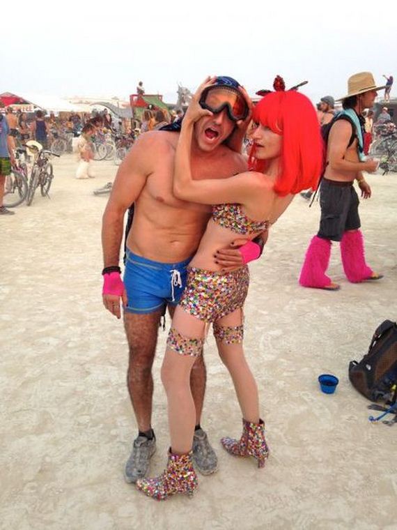 the_cool_and_creative_costumes_seen_at_burning_man_this