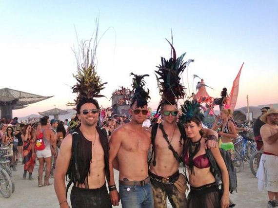 the_cool_and_creative_costumes_seen_at_burning_man_this
